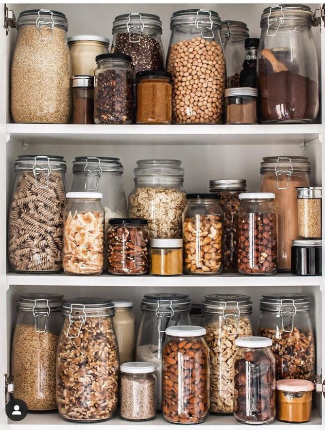 What does a nutritionist do?